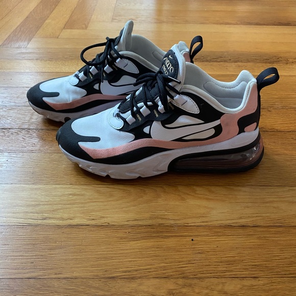Nike Shoes - Nike Air Max 270 React